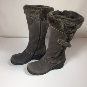 baretraps gray boots